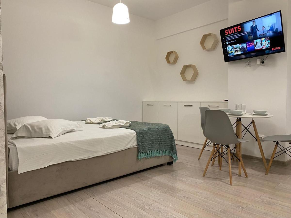 Studios & Apartments Palas By Glam At Lazar Towers Iasi Exterior photo