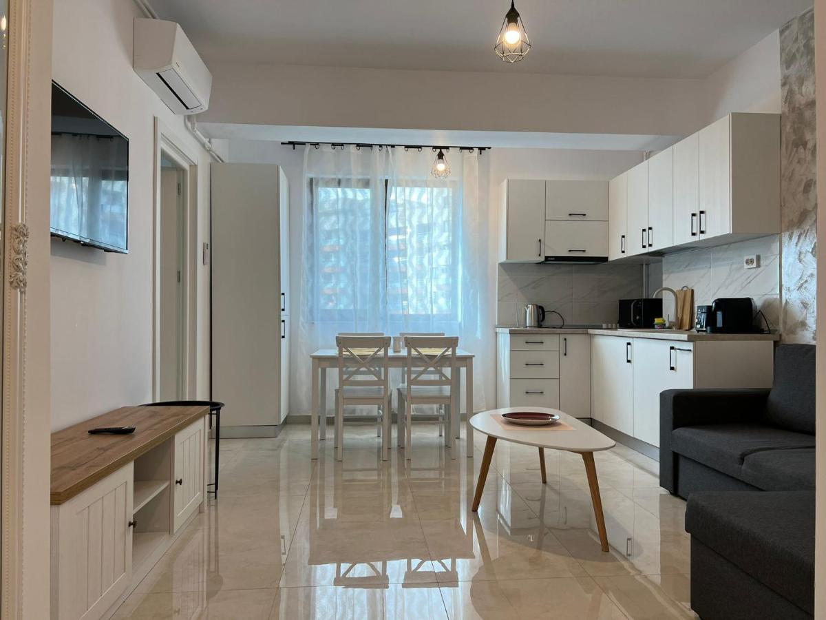 Studios & Apartments Palas By Glam At Lazar Towers Iasi Exterior photo