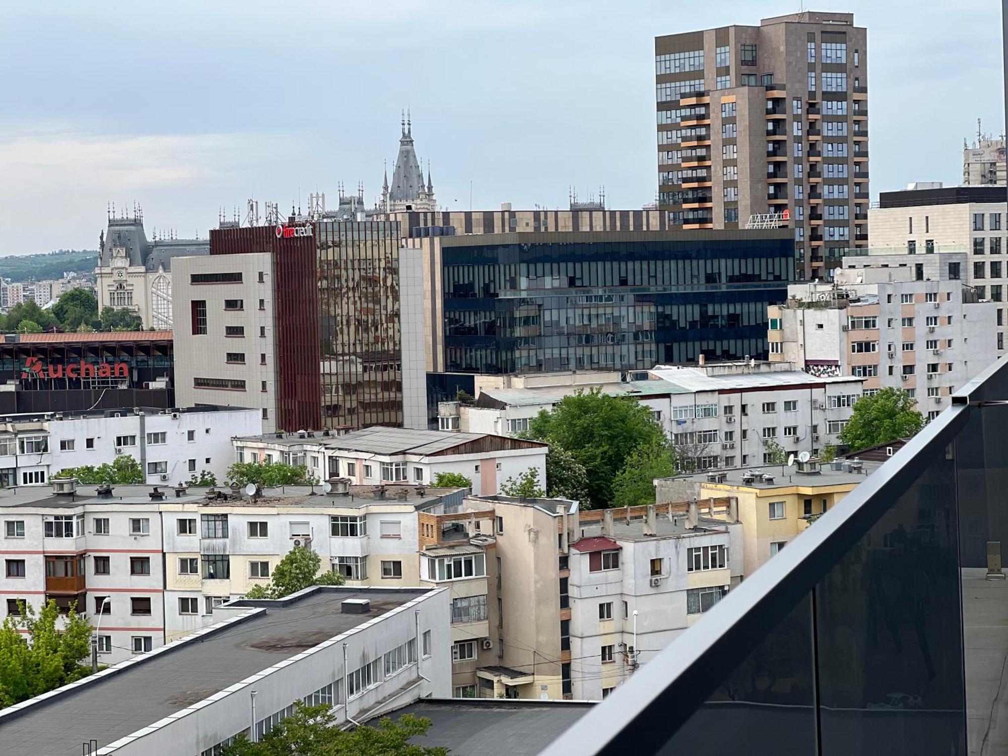 Studios & Apartments Palas By Glam At Lazar Towers Iasi Exterior photo