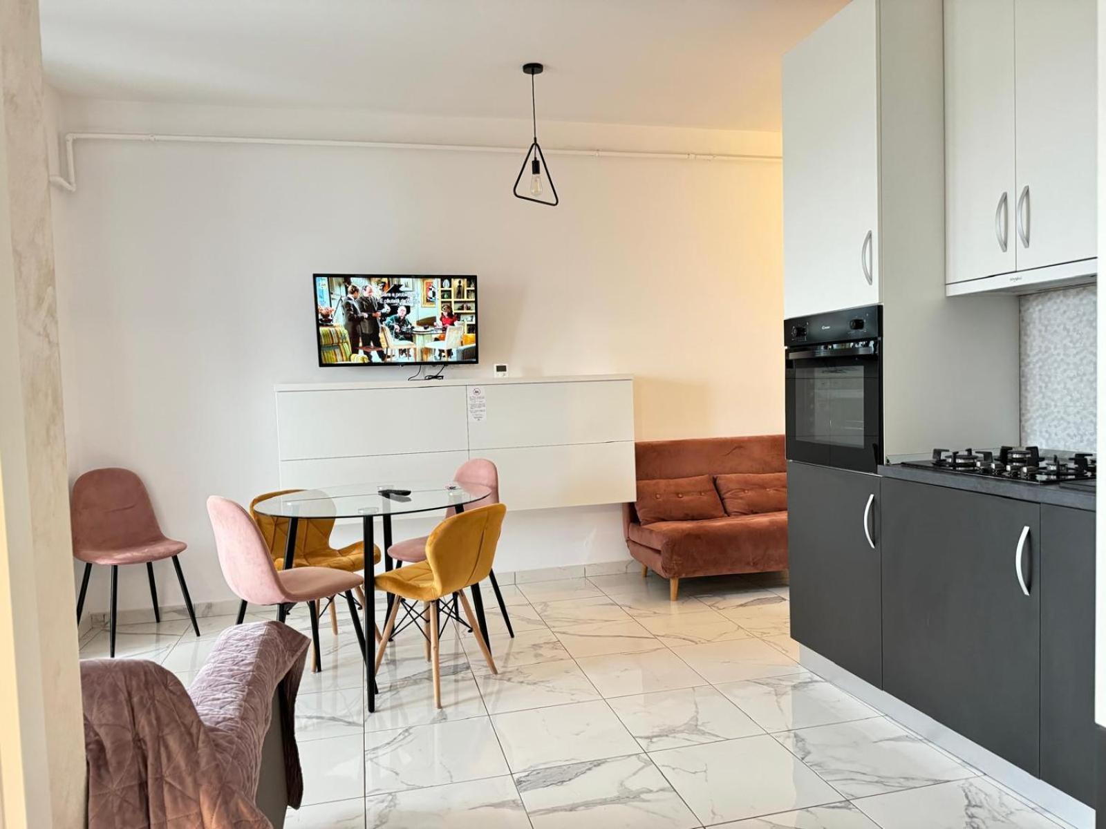 Studios & Apartments Palas By Glam At Lazar Towers Iasi Exterior photo