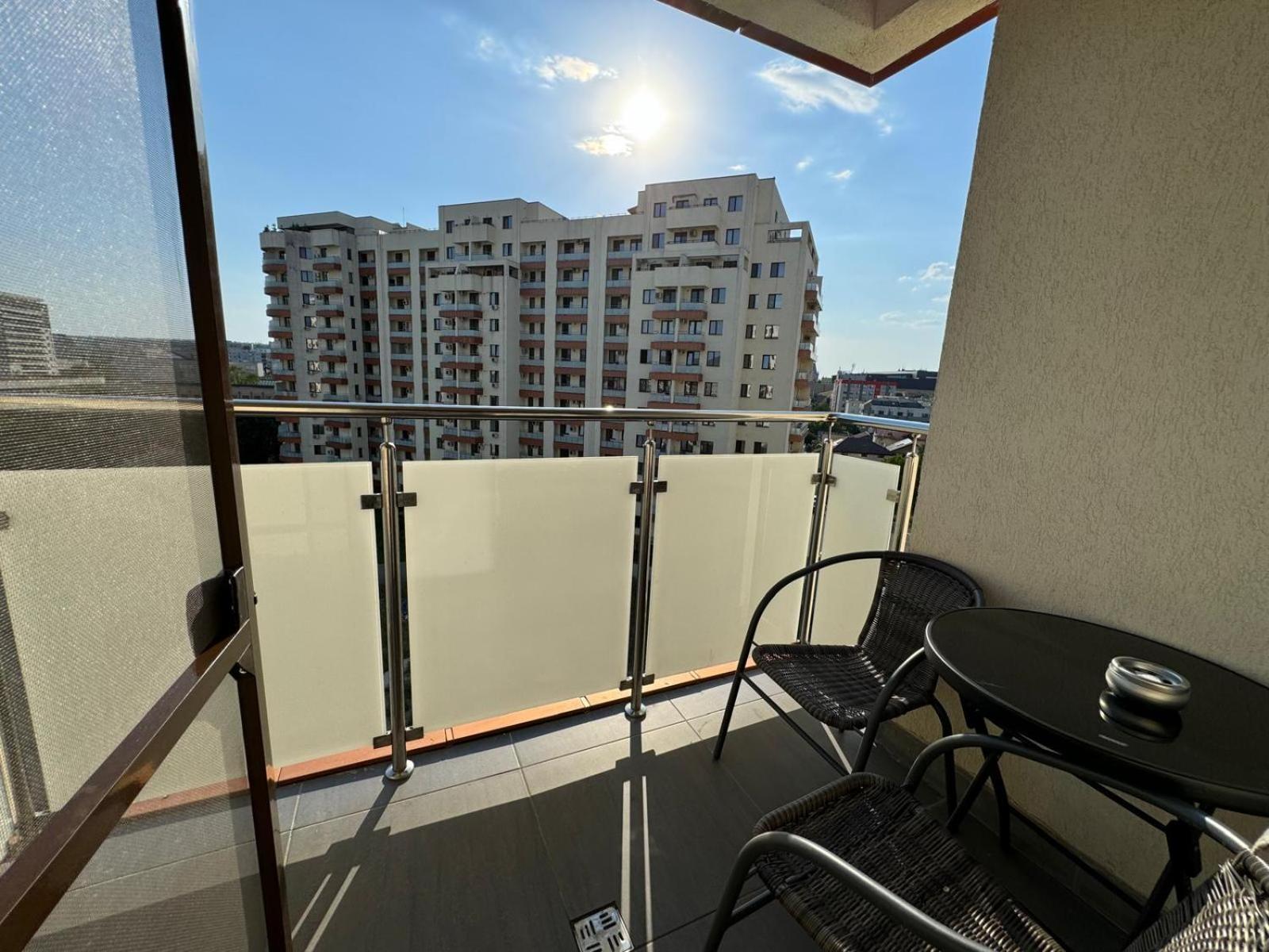 Studios & Apartments Palas By Glam At Lazar Towers Iasi Exterior photo